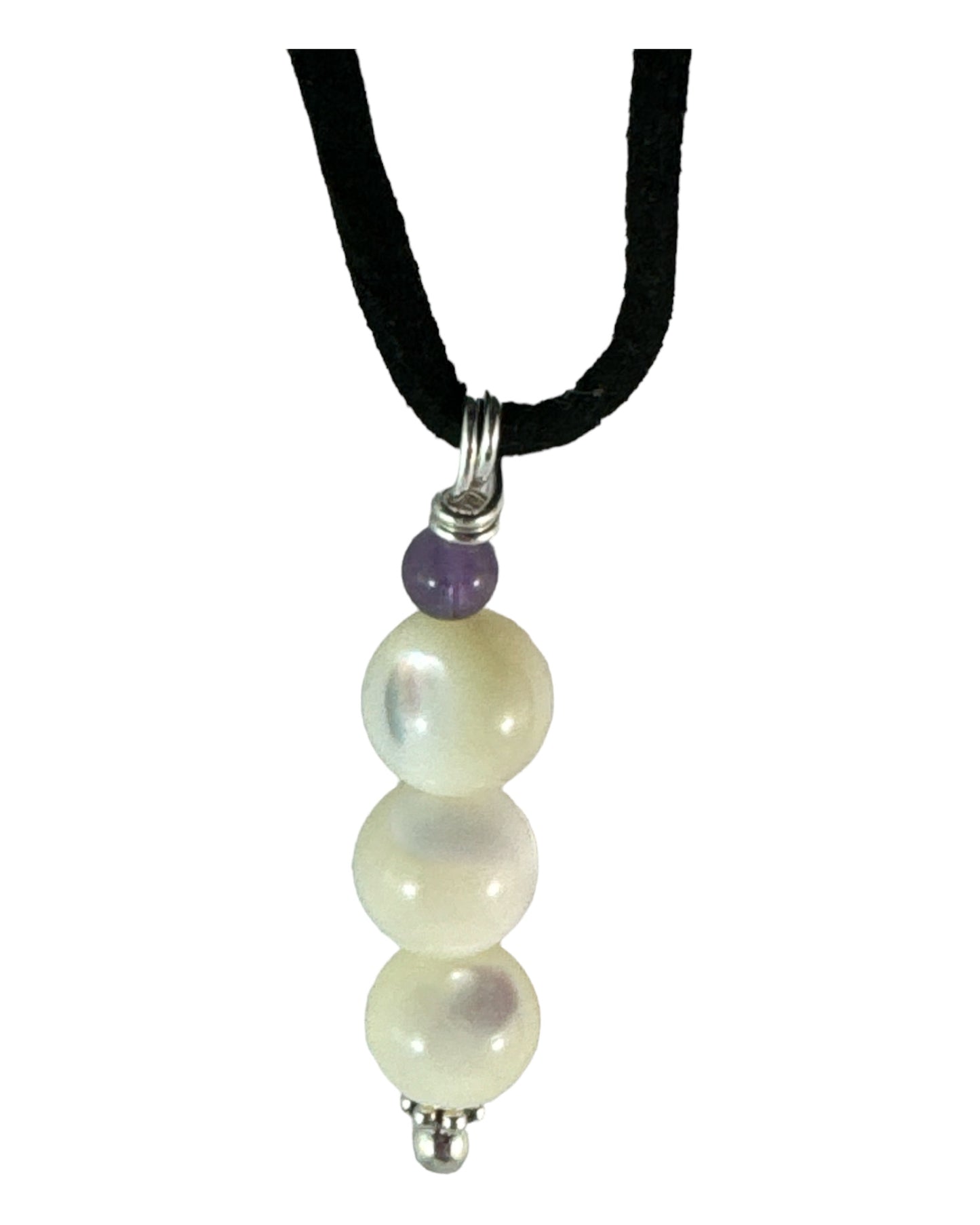 Mother of Pearl pendant (x3/ 8mm round vertical drop paired with amethyst)